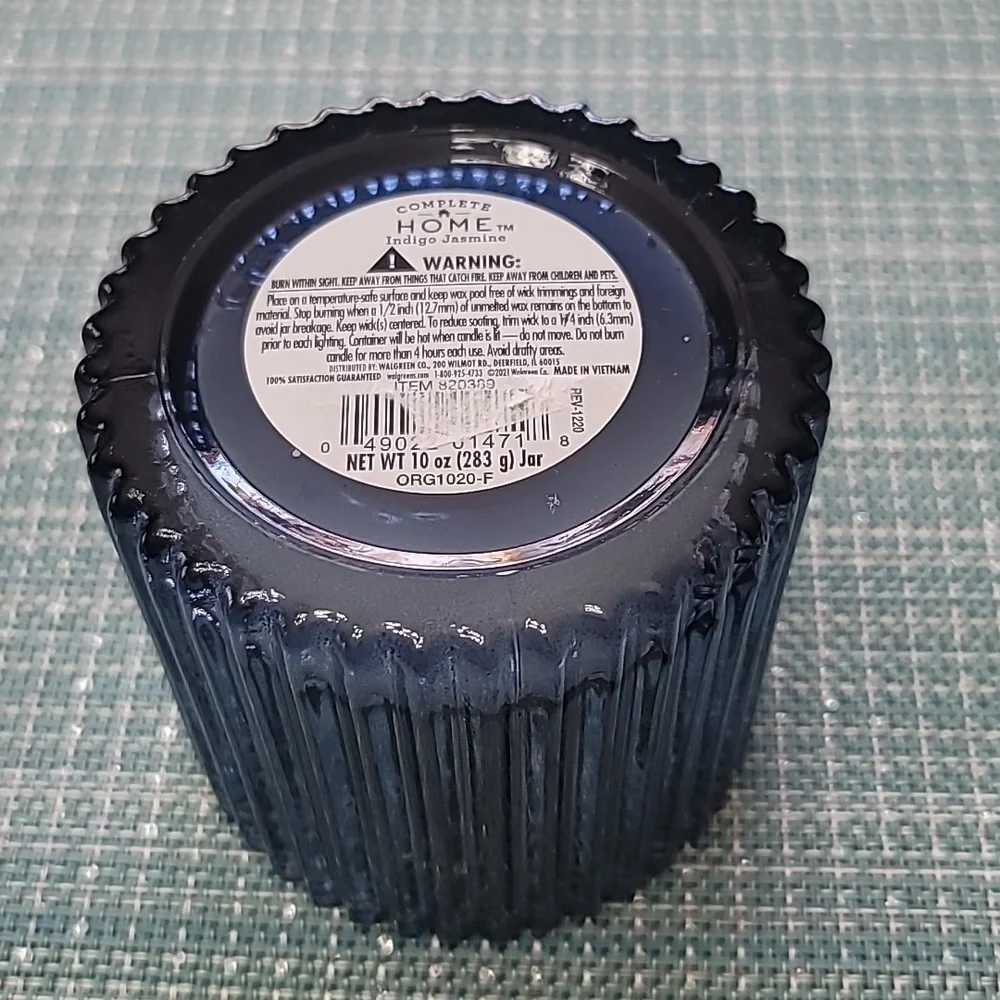 Indigo Jasmine, 10oz Soy Blend Candle. X - Picture 5 of 5